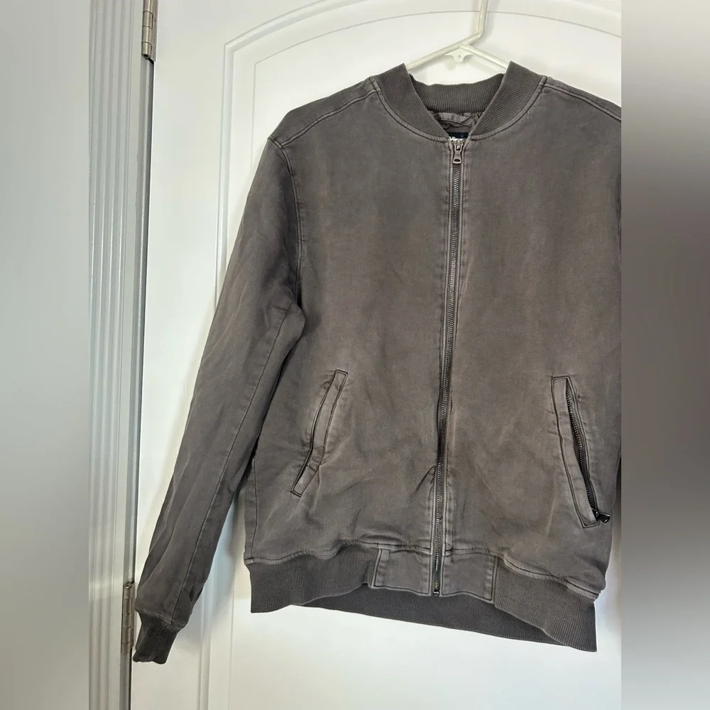 PAIGE Men's Hayward Bomber Jacket Vintage Grey Size Medium 90s Minimalist Boxy